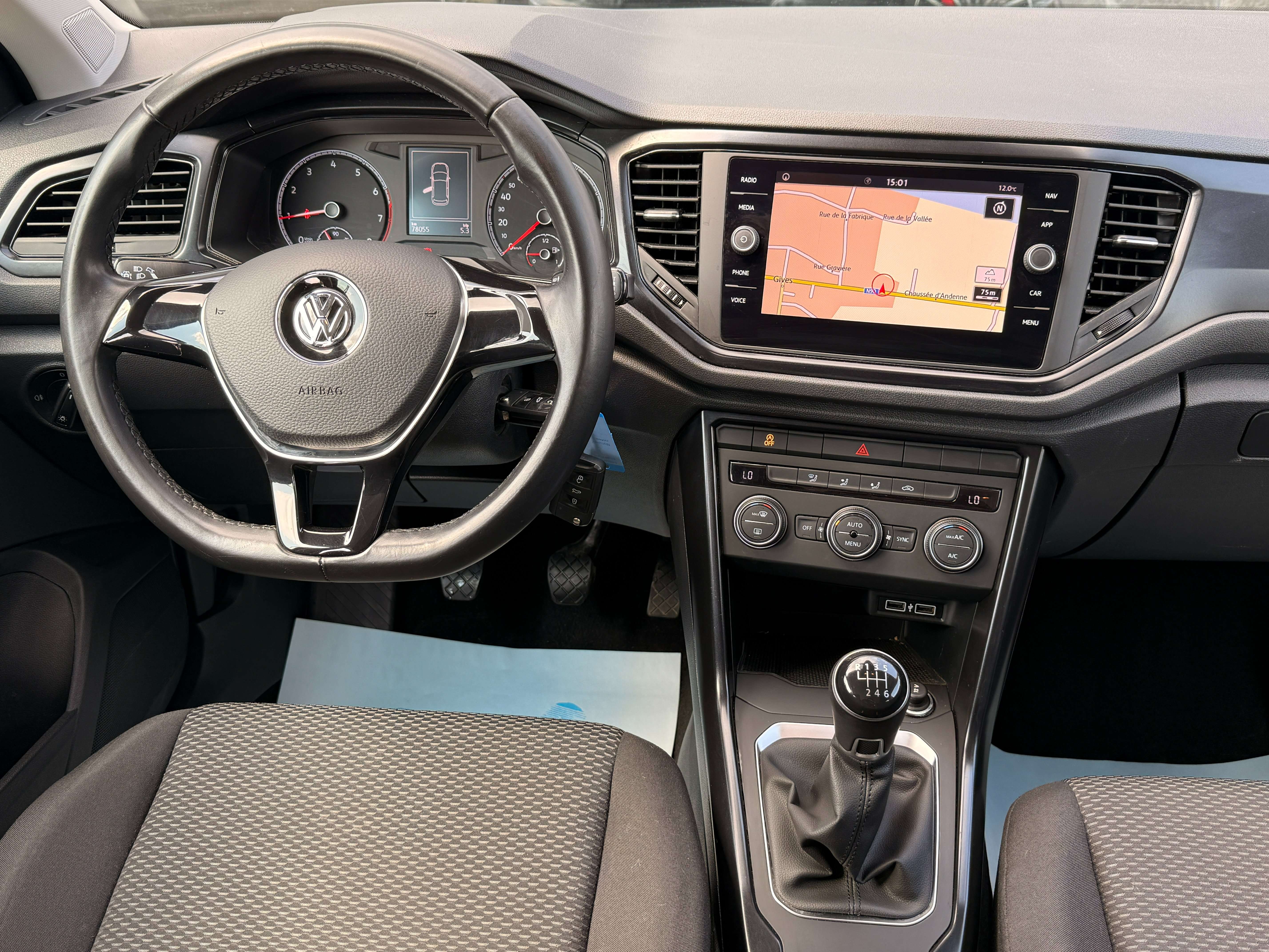 Volkswagen T-Roc 1.0 TSI*Gps*Euro6b*Garantie 12 Mois*Airco-Digital*