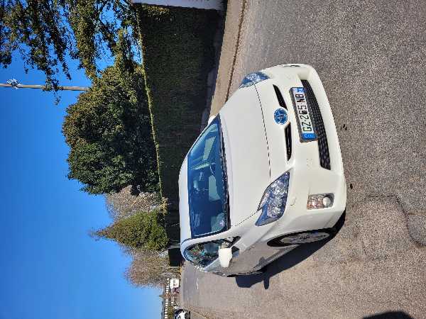 Toyota Prius Vend Prius3 hybride