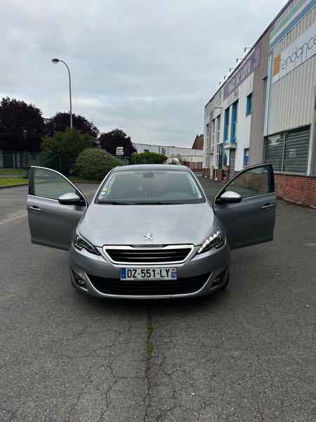 Peugeot 308 II 1.6 BLUEHDI 120 S&amp;S FELINE EAT6