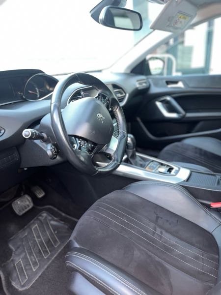 Peugeot 308 II 1.6 BLUEHDI 120 S&amp;S FELINE EAT6