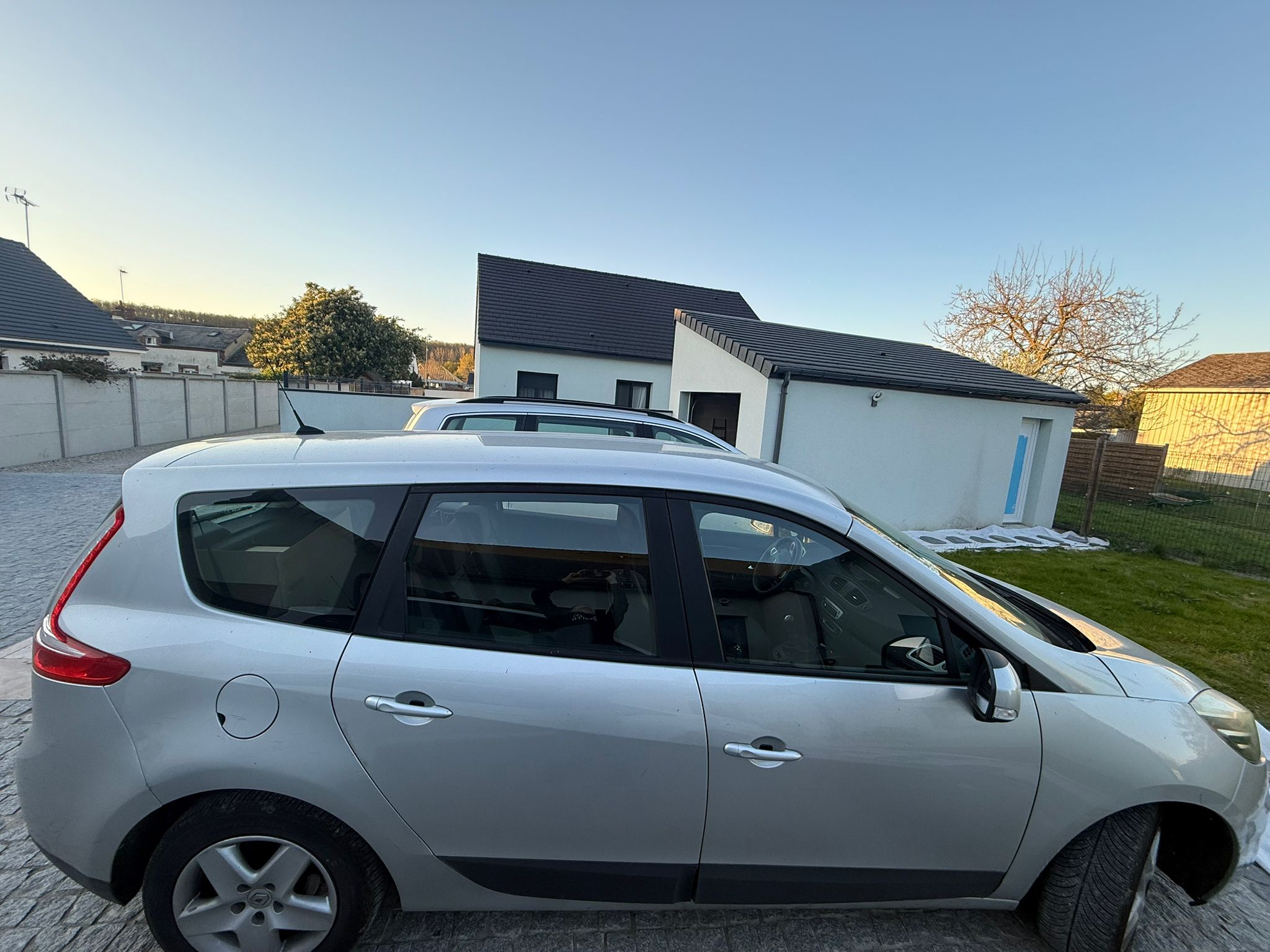 Renault Grand Scenic IV 1.6 DCI 130 FAP ENERGY BUSINESS 7PL