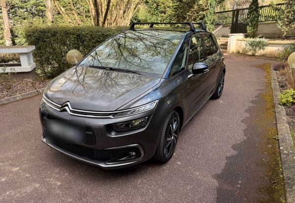 Citroen Spacetourer Citroën C4 Spacetourer BlueHDI 130 EAT8