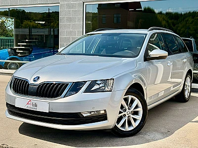 Skoda Octavia SW 1.6 TDi*Gps*1er Main*Garantie 12 Mois*Style*
