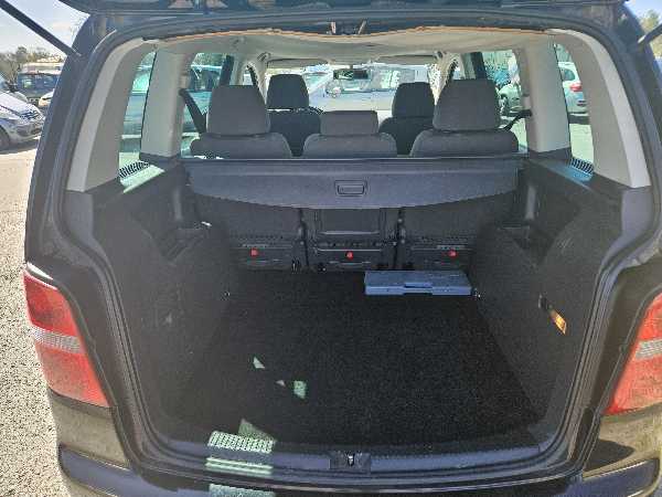 Volkswagen Touran (2) 2.0 TDI 140 SPORTLINE