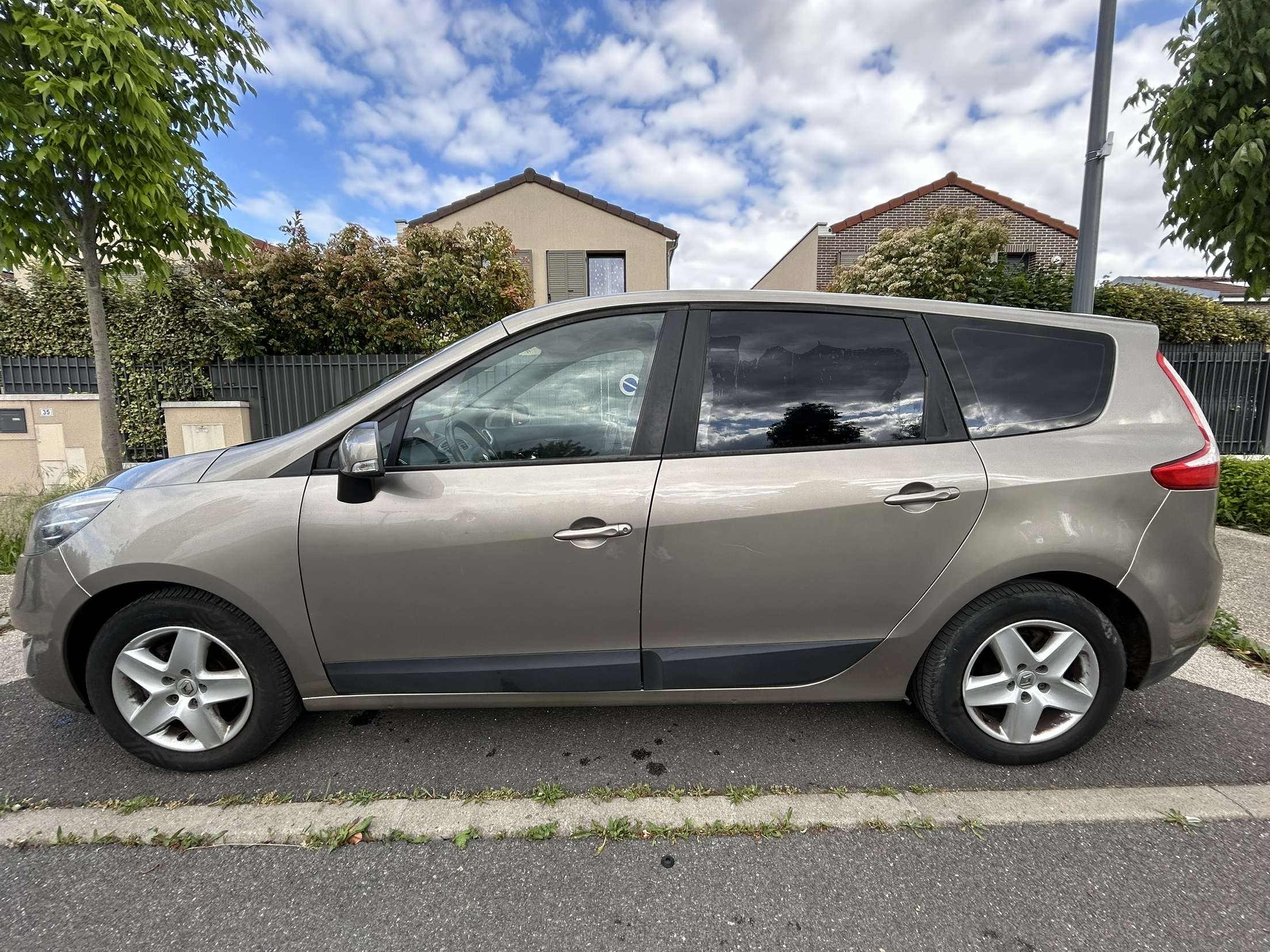 Renault Grand Scenic IV 1.6 DCI 130 ENERGY INTENS 7PL