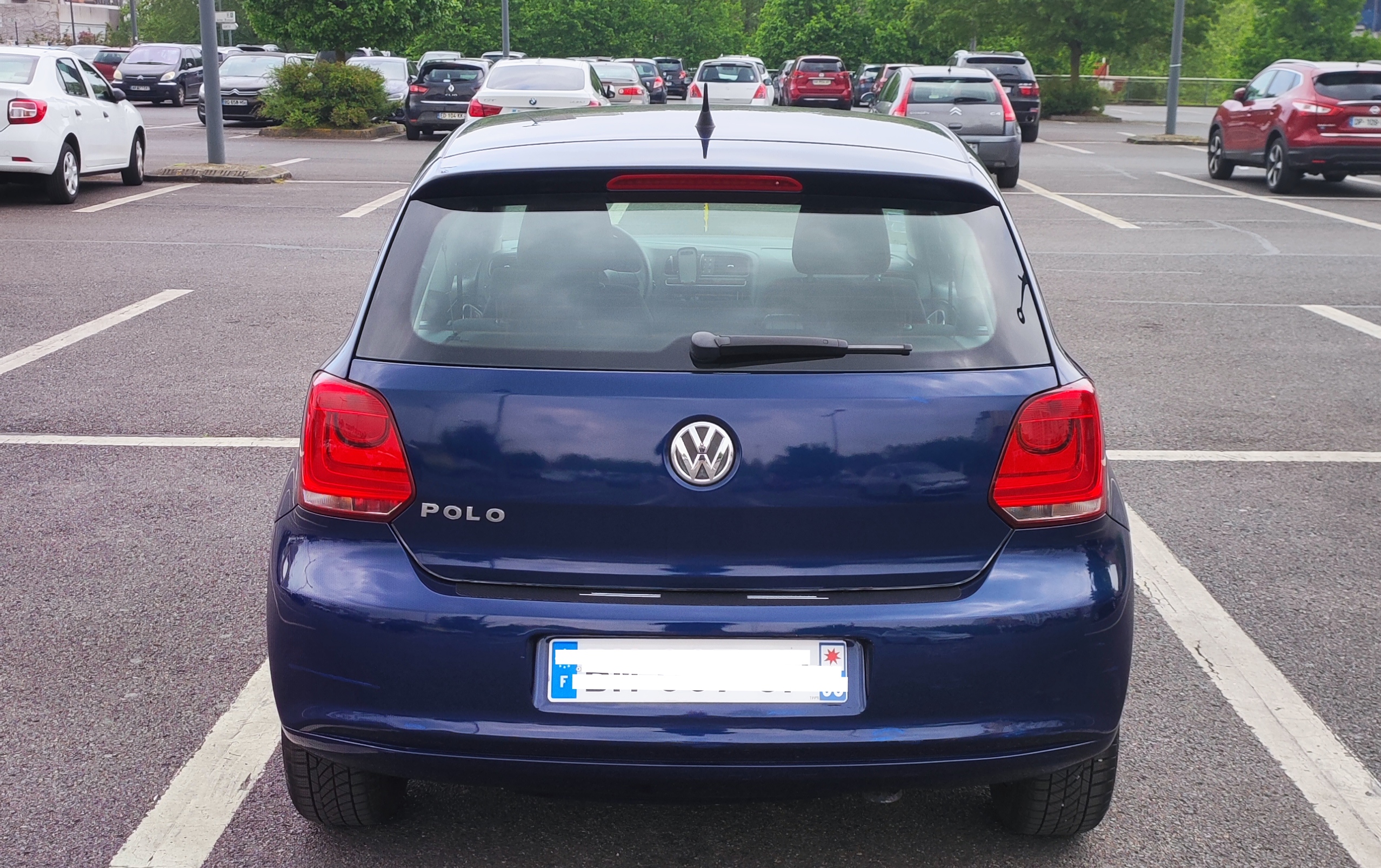 Volkswagen Polo V 1.2 60 TRENDLINE 3P