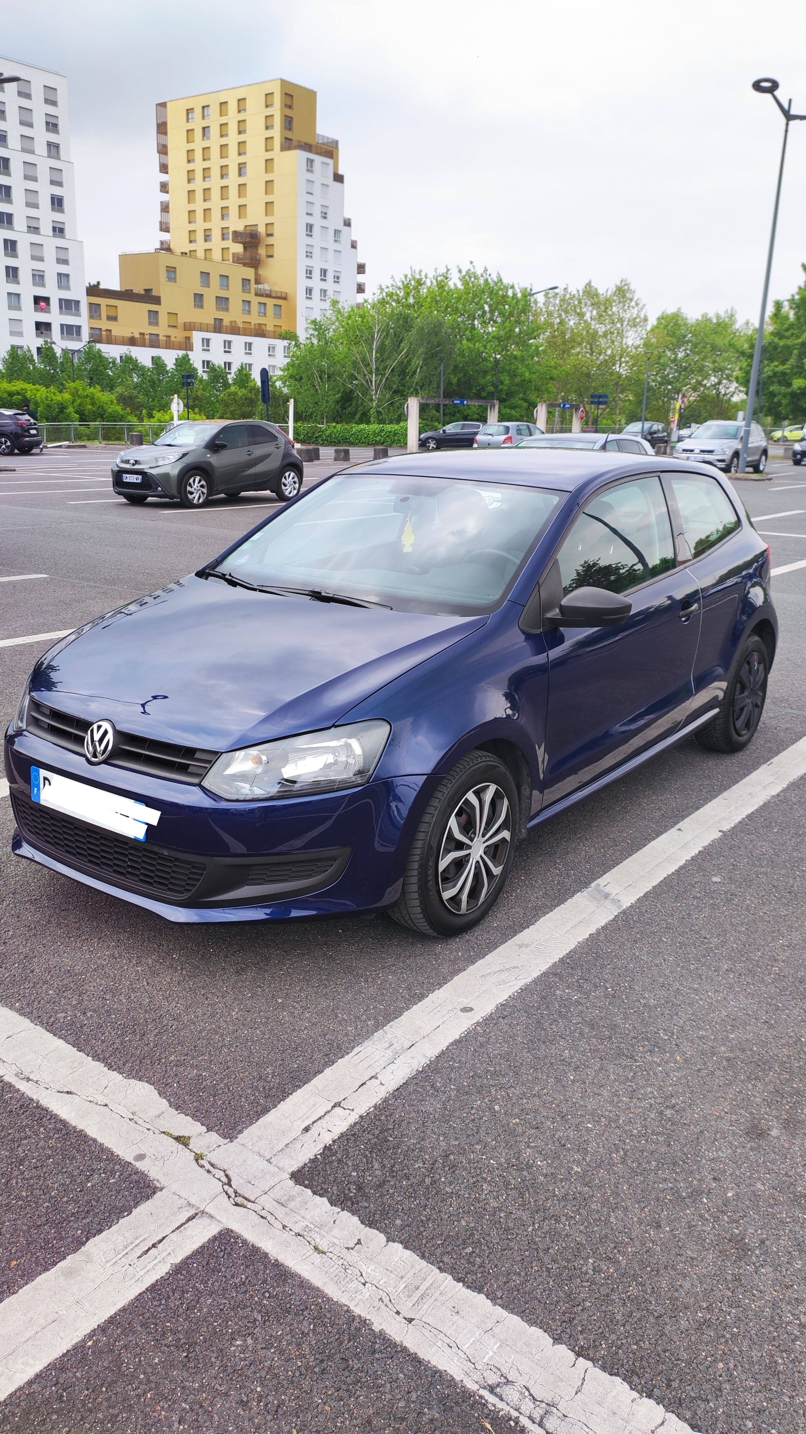 Volkswagen Polo V 1.2 60 TRENDLINE 3P