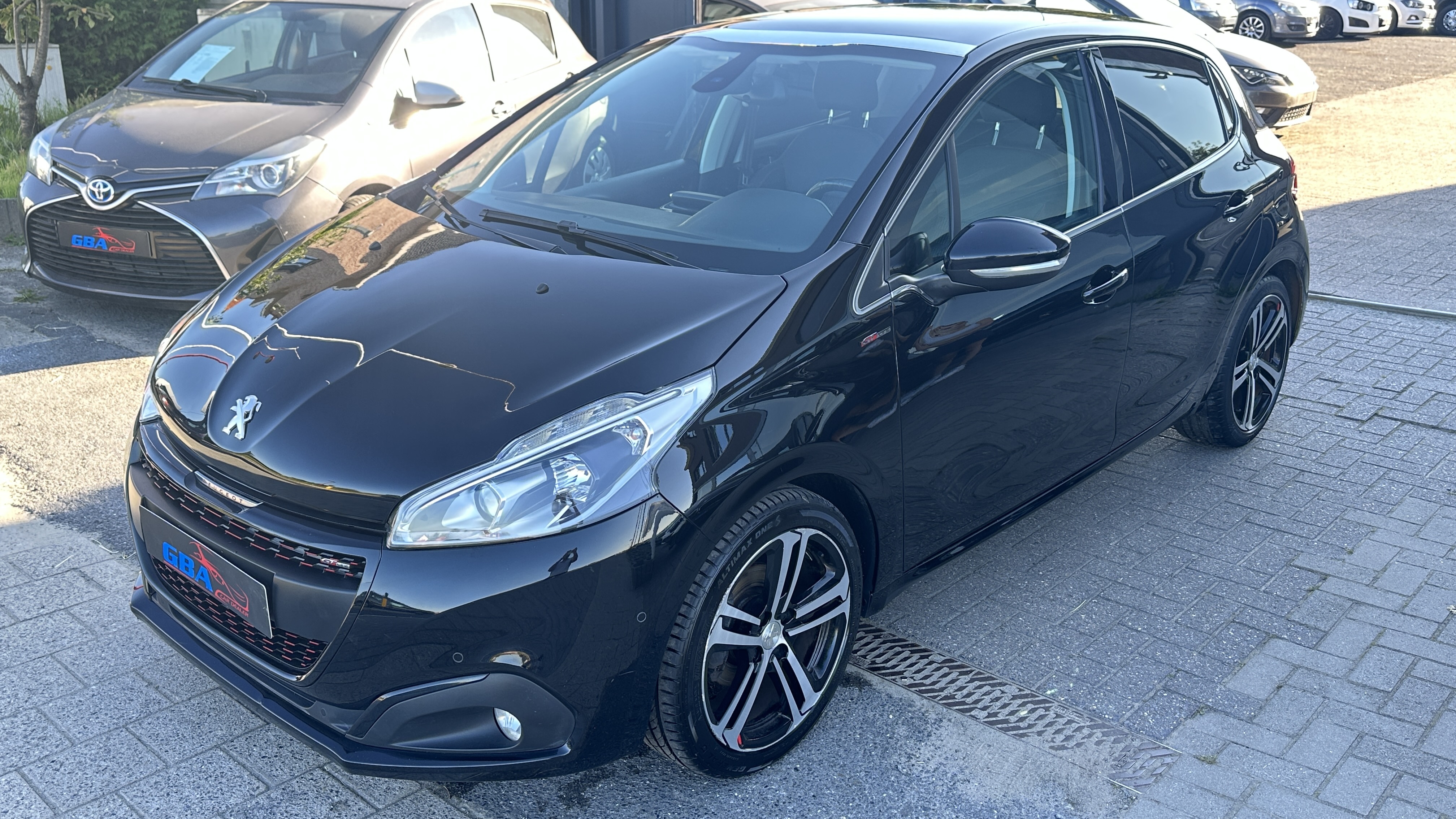 Peugeot 208 (2) 1.2 PURETECH 110 S&amp;S GT LINE Camera, GPS, Toit Panor