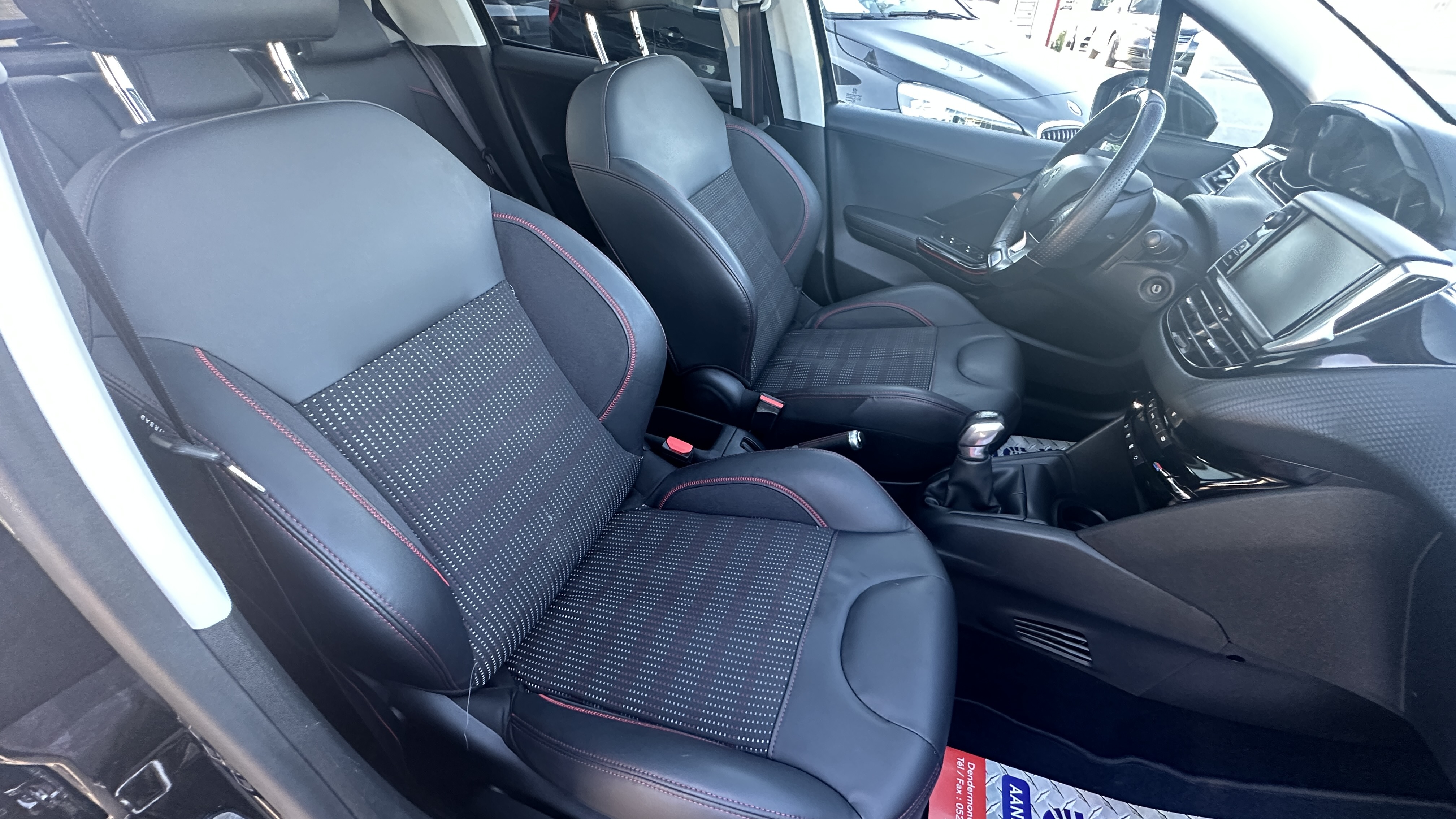 Peugeot 208 (2) 1.2 PURETECH 110 S&amp;S GT LINE Camera, GPS, Toit Panor