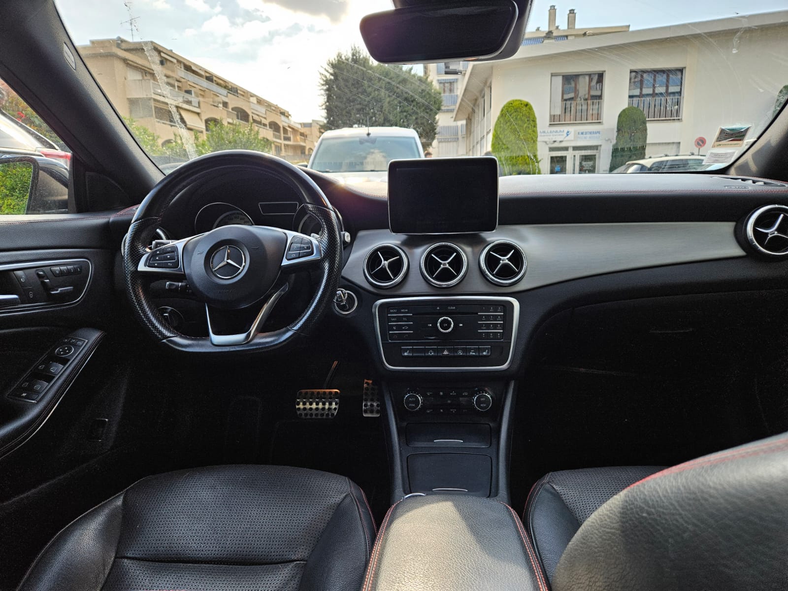 Mercedes-Benz Cla (2) SHOOTING BRAKE 220 D SENSATION 7G-DCT