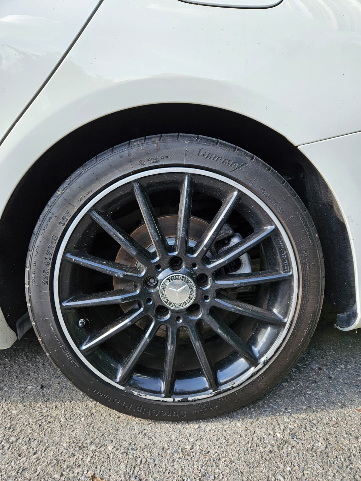 Mercedes-Benz Cla (2) SHOOTING BRAKE 220 D SENSATION 7G-DCT