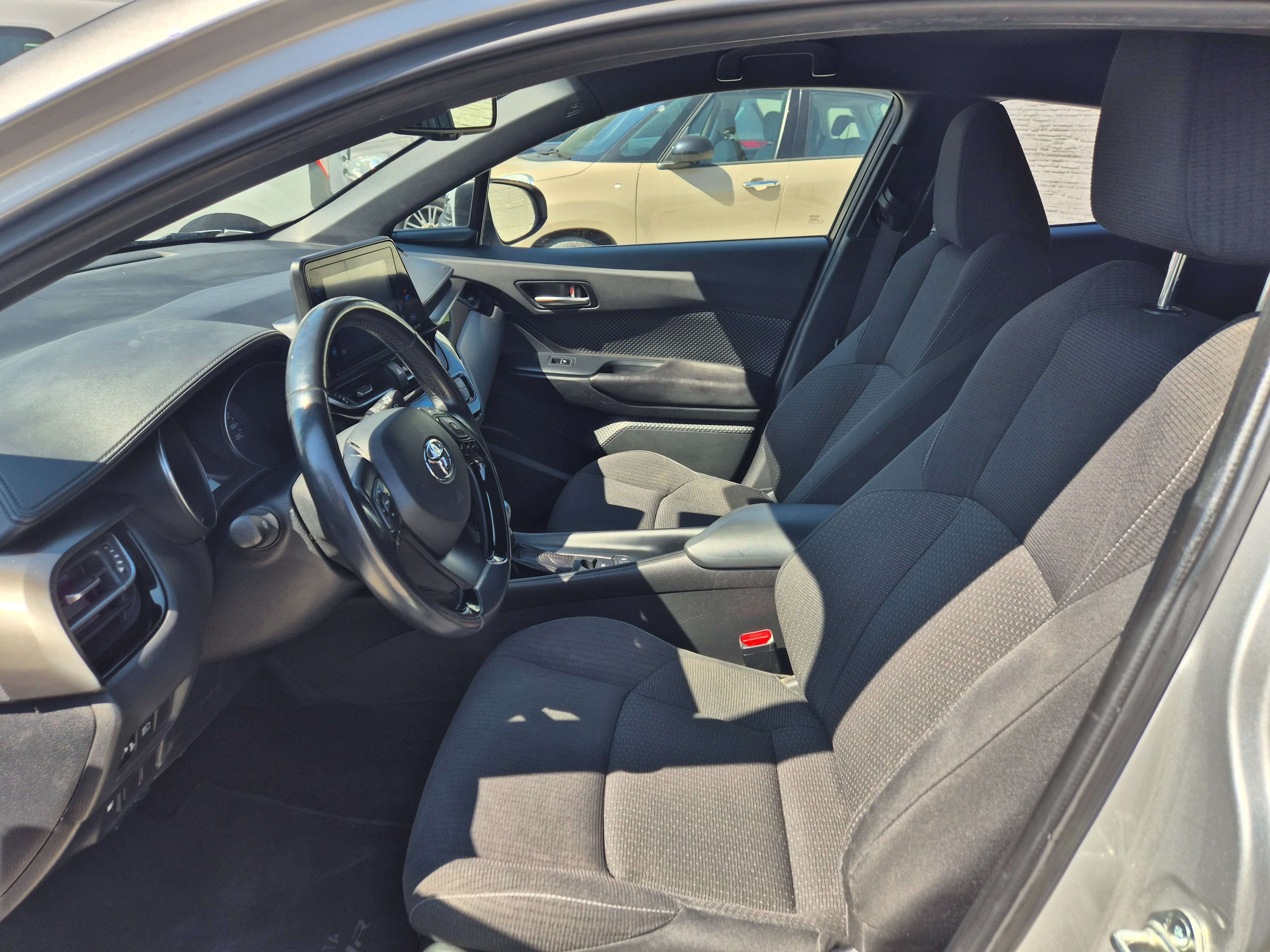 Toyota C-HR 1.8i VVT-i Hybrid // CARNET//CAMERA/GPS/GARANTIE