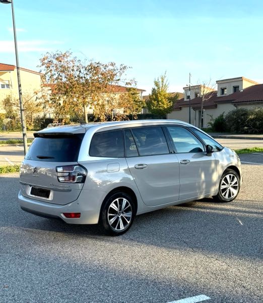 Citroen Spacetourer TAILLE M 1.6 BLUEHDI 120 S&amp;S SHINE BV6