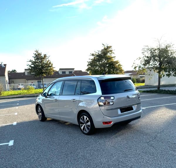 Citroen Spacetourer TAILLE M 1.6 BLUEHDI 120 S&amp;S SHINE BV6
