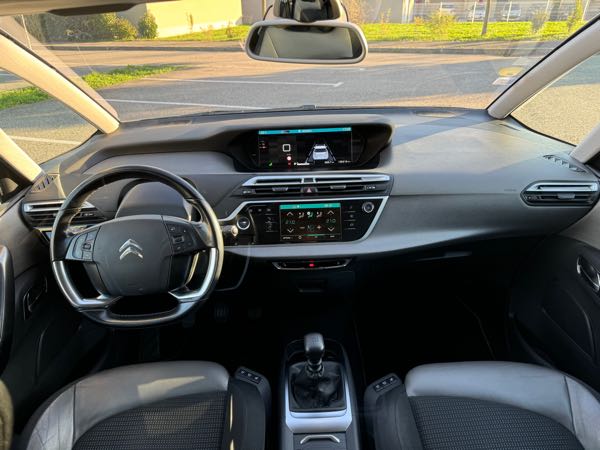 Citroen Spacetourer TAILLE M 1.6 BLUEHDI 120 S&amp;S SHINE BV6
