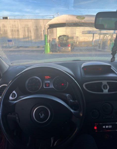 Renault Clio III (2) 1.5 DCI 85 98G BUSINESS 5P ECO2