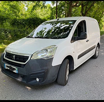Peugeot Partner II (3) 1.6 BLUEHDI 75 STANDARD PREMIUM