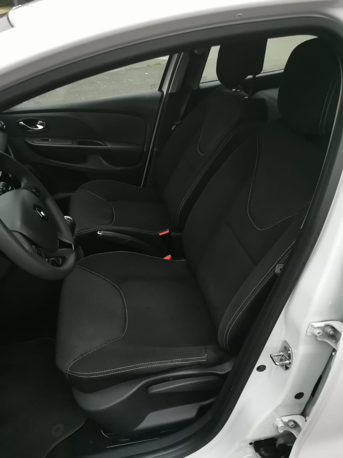 Renault Clio IV (2) 1.5 DCI 75 BUSINESS