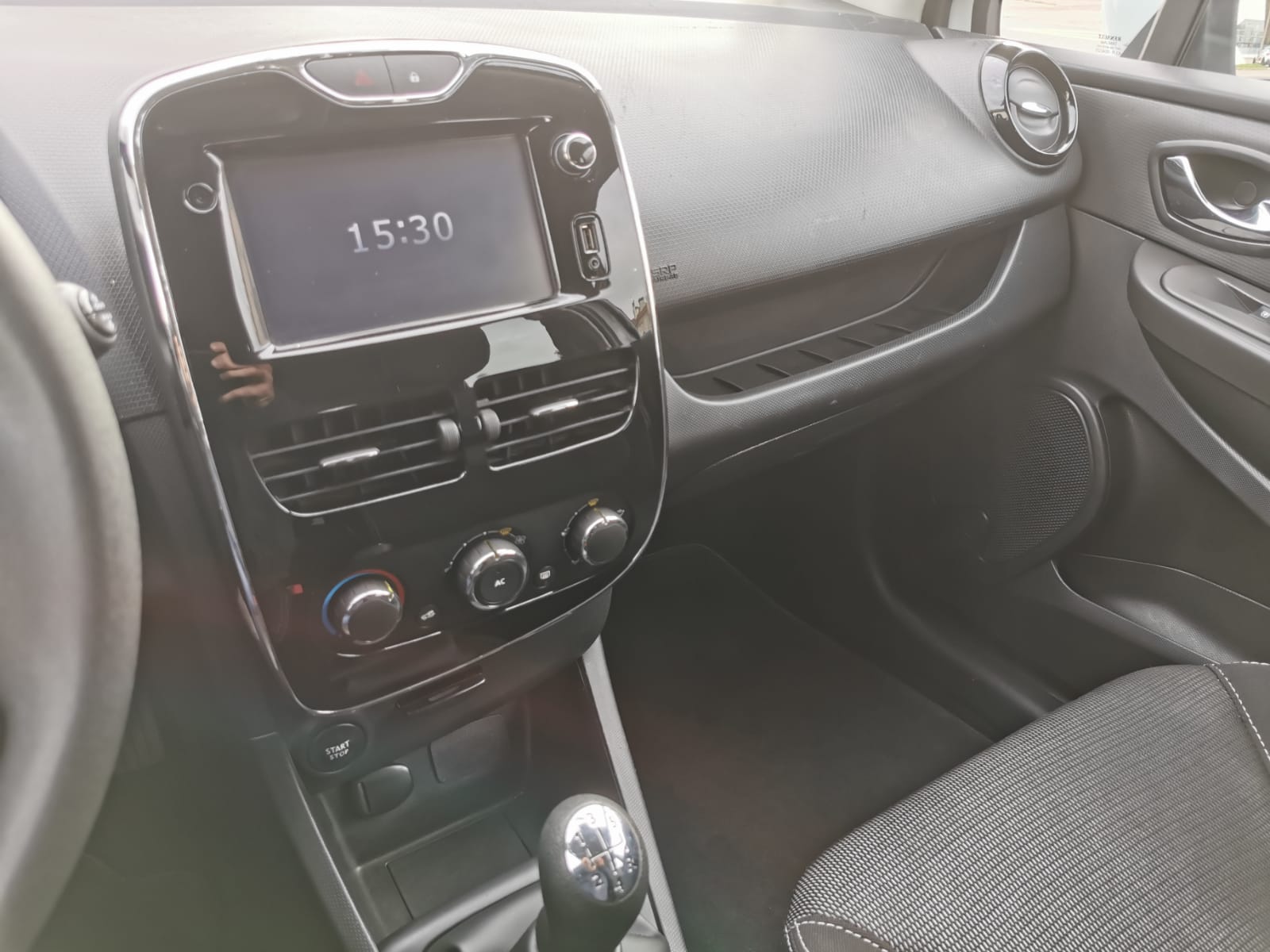 Renault Clio IV (2) 1.5 DCI 75 BUSINESS