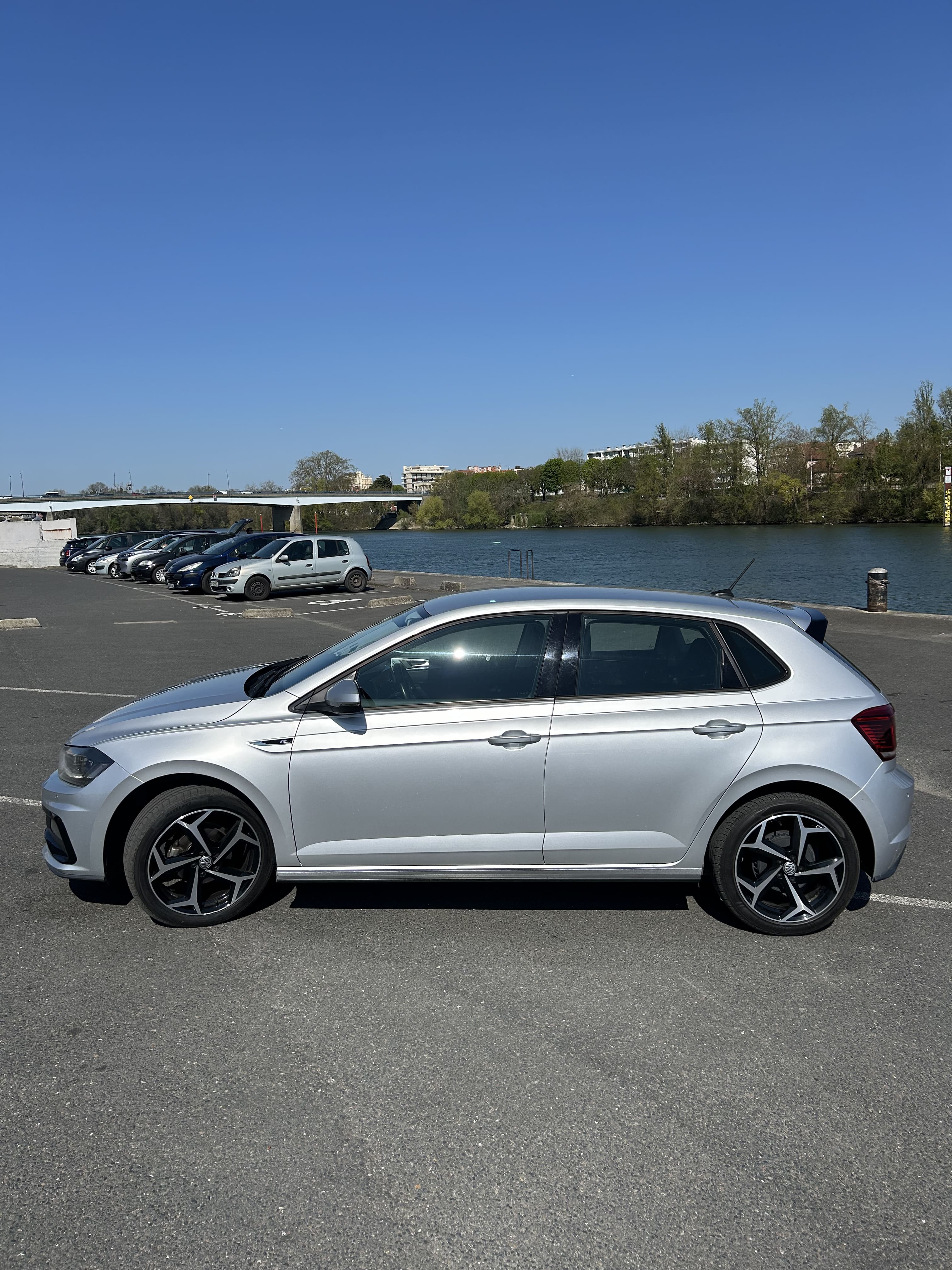 Volkswagen Polo VI 1.0 TSI 95 5CV R-LINE