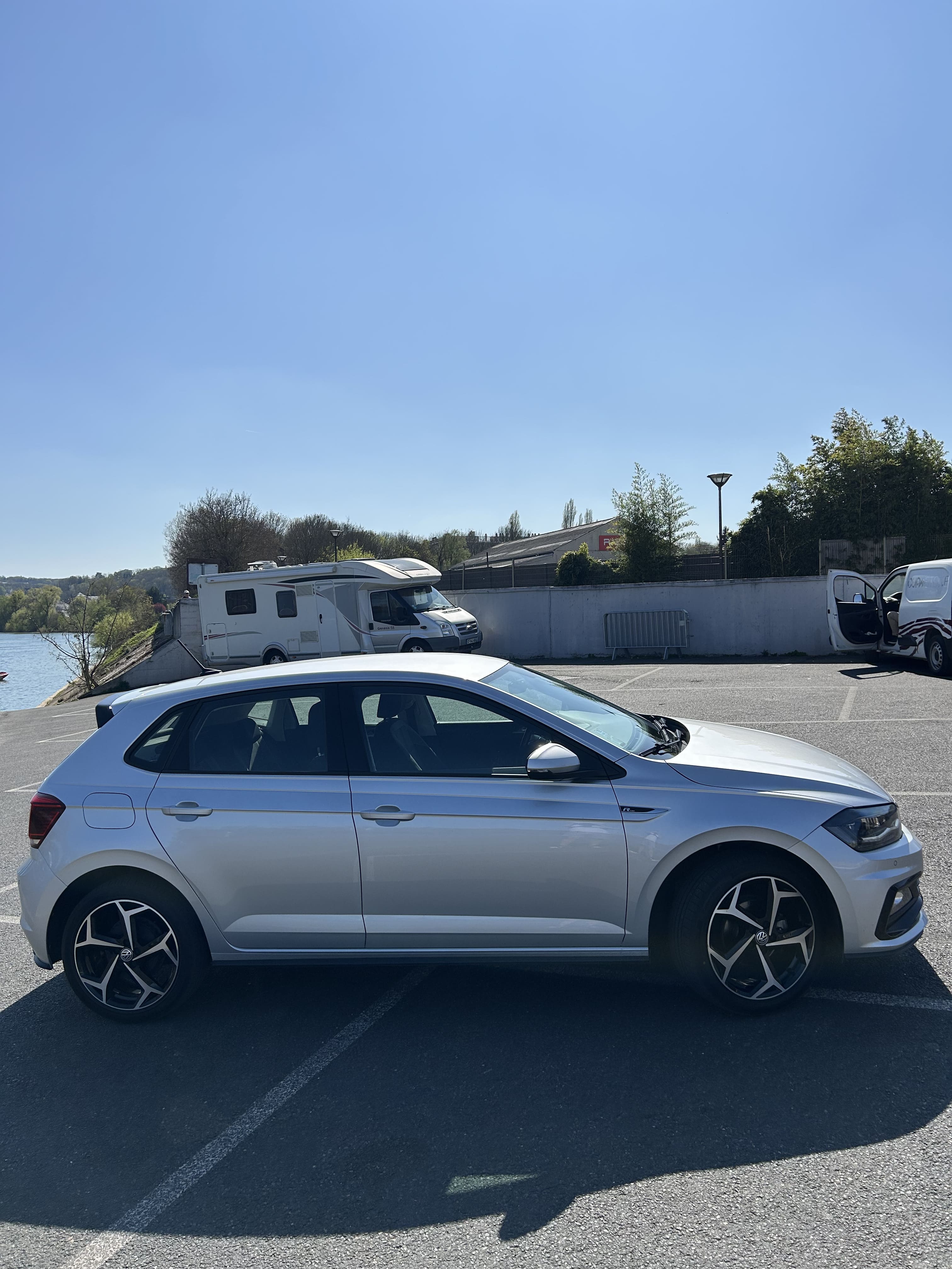 Volkswagen Polo VI 1.0 TSI 95 5CV R-LINE