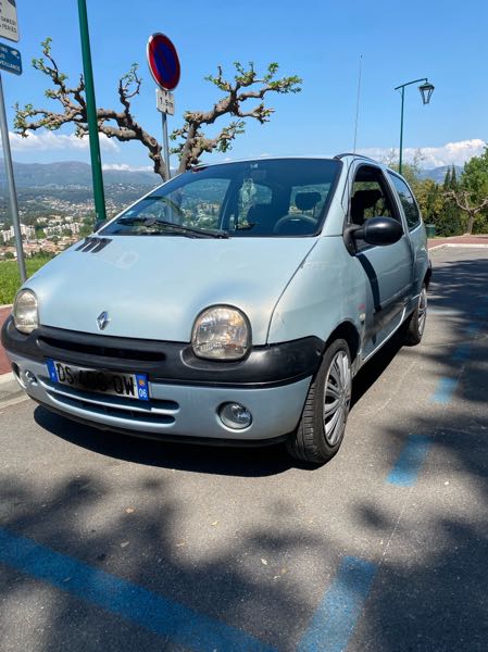 Renault Twingo II (2) 1.2 LEV 16V 75 EXPRESSION ECO2