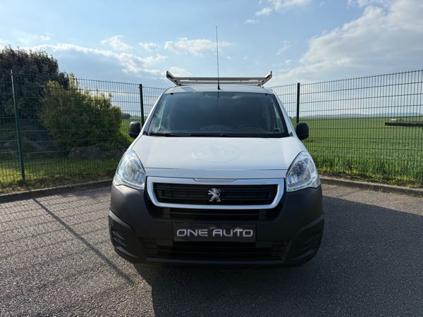 Peugeot Partner II (3) 1.6 BLUEHDI 100 S&amp;S STANDARD PREMIUM ETG6
