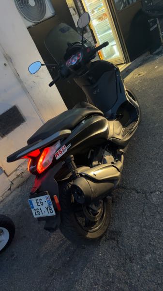 PIAGGIO BEVERLY SPORT TOURING ABS