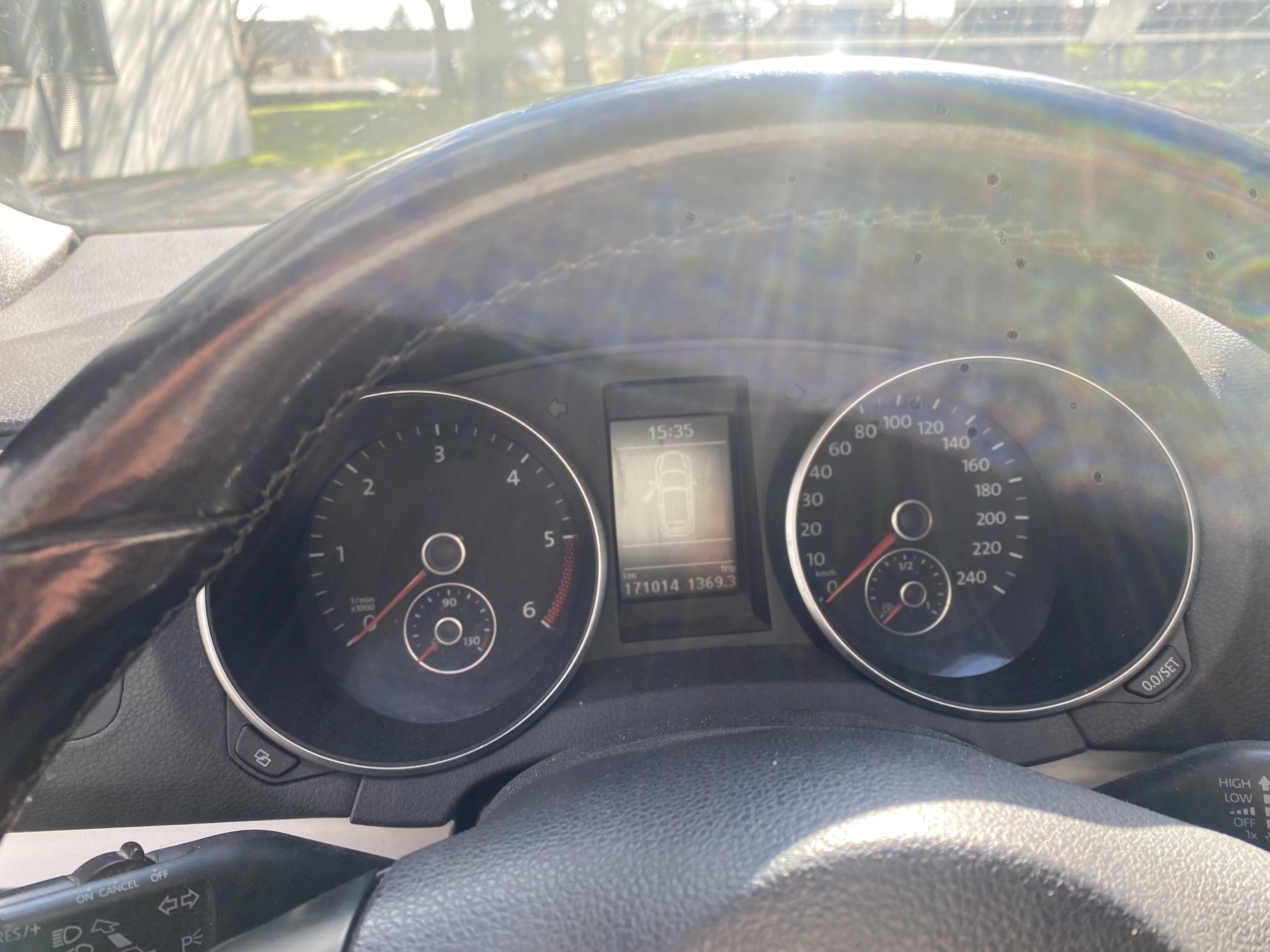 Volkswagen Golf VI CABRIOLET 1.6 TDI 105 FAP