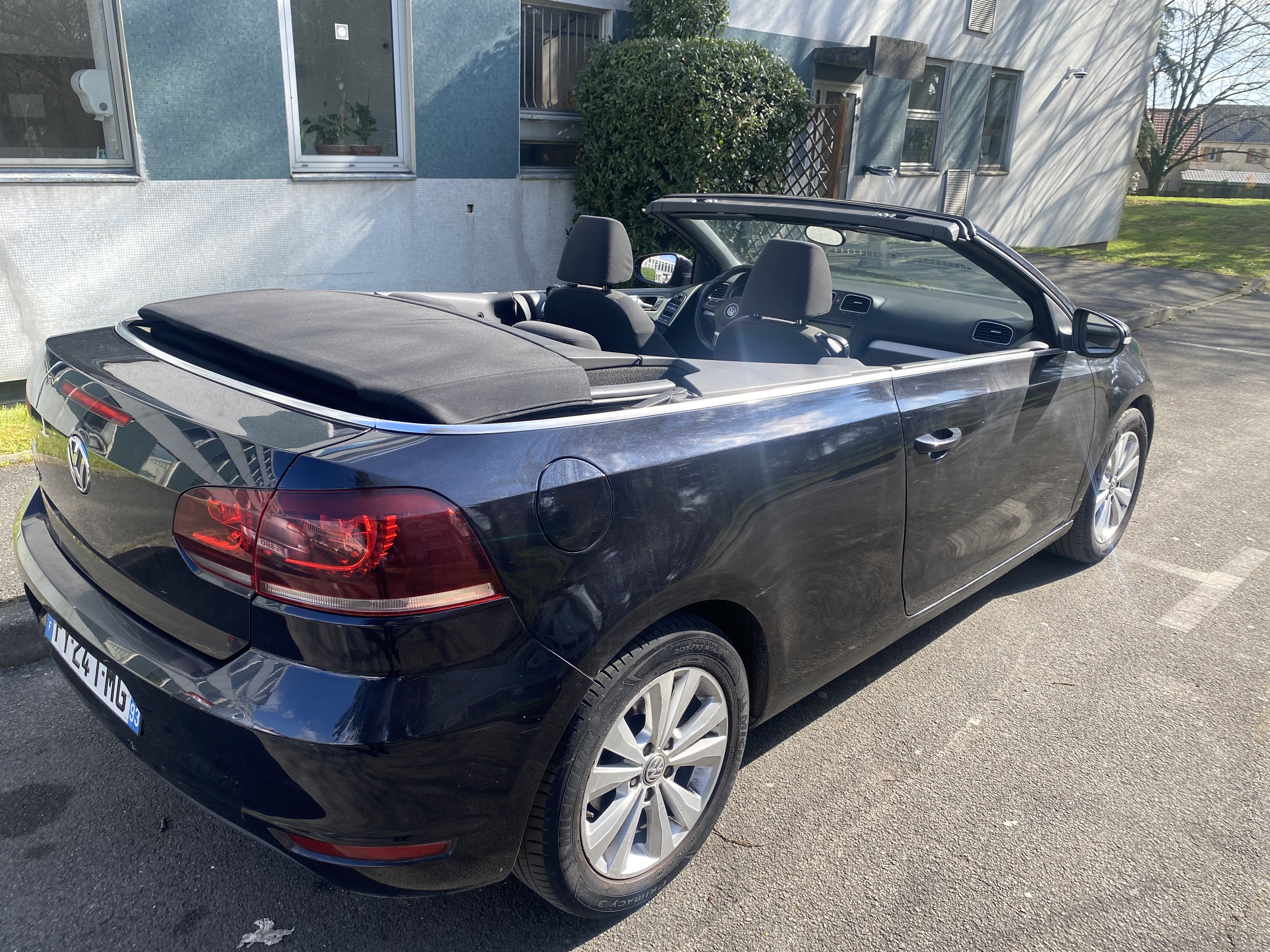 Volkswagen Golf VI CABRIOLET 1.6 TDI 105 FAP
