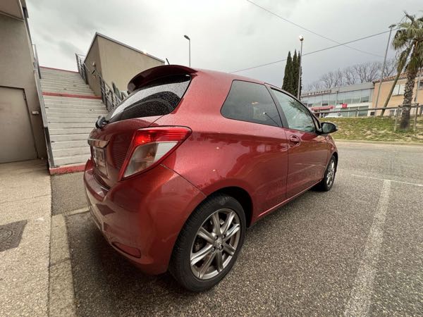 Toyota Yaris III (3) 90 D-4D ACTIVE 5P