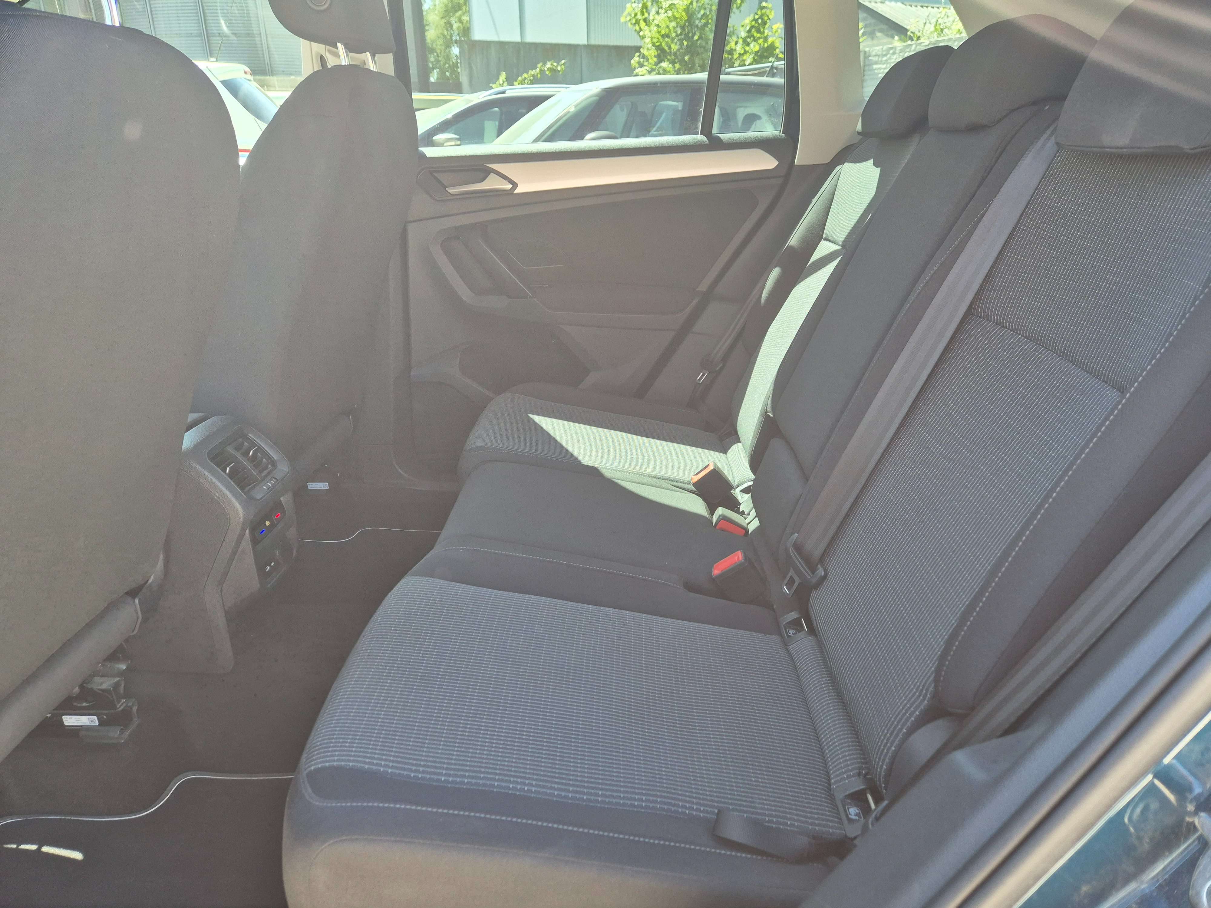 Volkswagen Tiguan 1.5 TSI ACT Comfortline// CARPLAY/CAMERA/GARANTIE