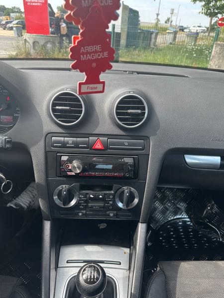 Audi A3 II (2) SPORTBACK 2.0 TDI 140 S LINE QUATTRO 7CV