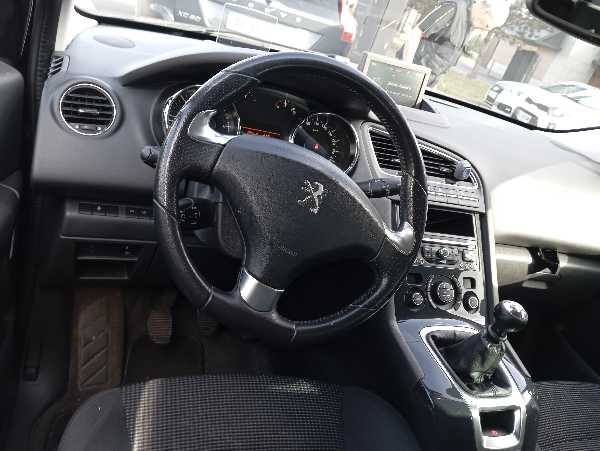Peugeot 5008 phase II 1.6 e HDI 120cv