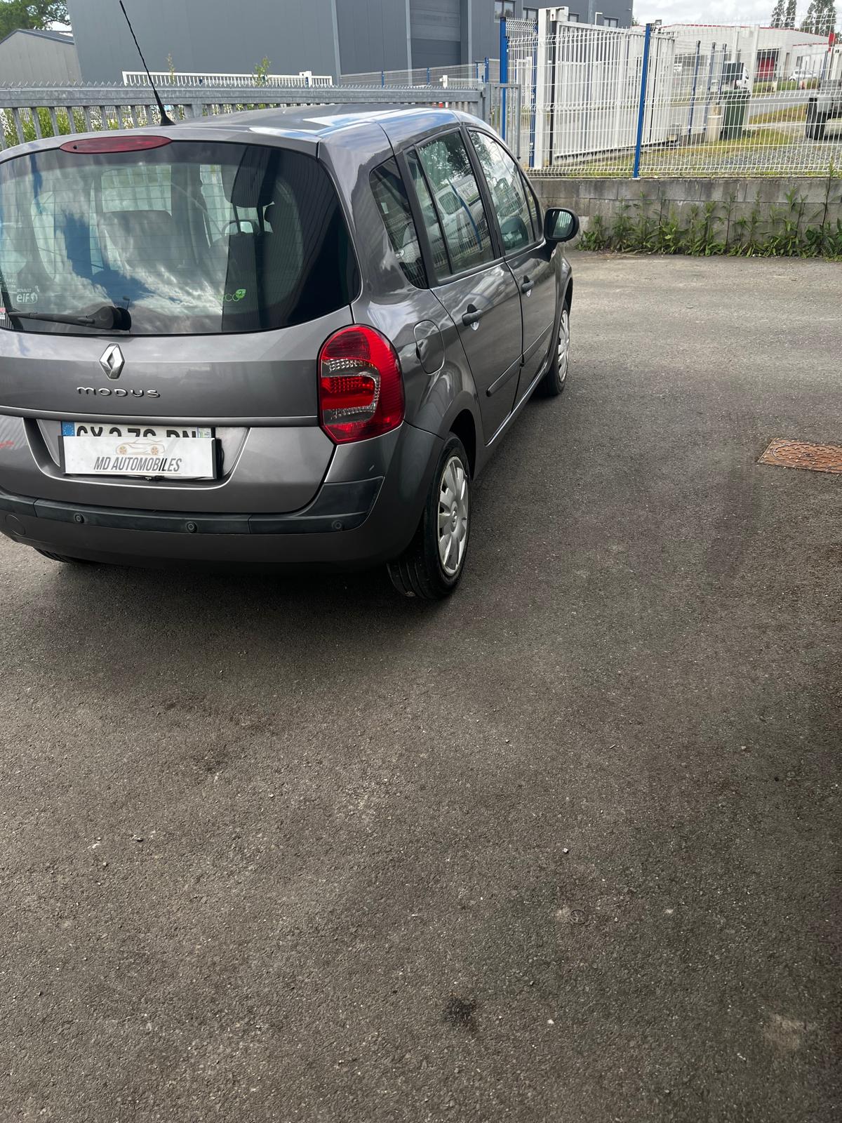 Renault Grand Modus 1.2 80 EXPRESSION QUICKSHIFT
