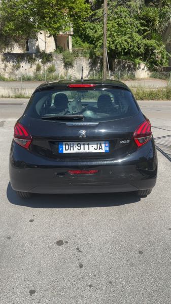 Peugeot 208 1.2 VTI 82 ALLURE 5P