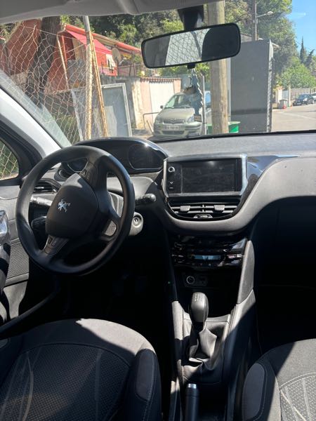 Peugeot 208 1.2 VTI 82 ALLURE 5P