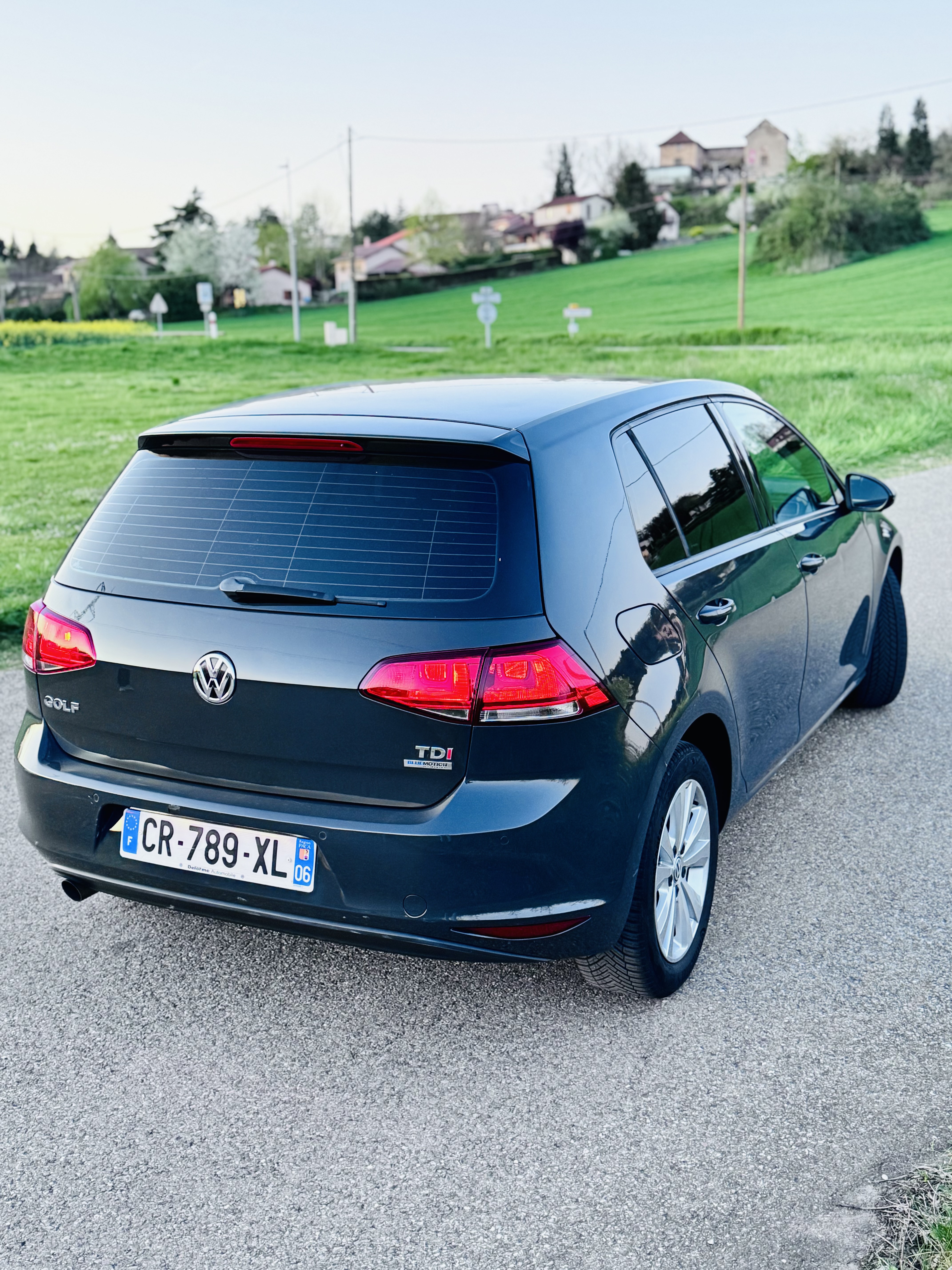Volkswagen Golf VII 1.6 TDI 105 BLUEMOTION TECHNOLOGY CONFORTLINE BUSINESS 5P