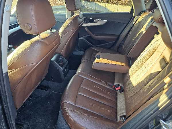 Audi A4 V AVANT 2.0 TDI 150 S LINE