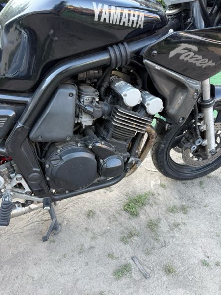 YAMAHA FZS FAZER