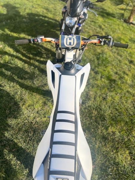 HUSQVARNA FC