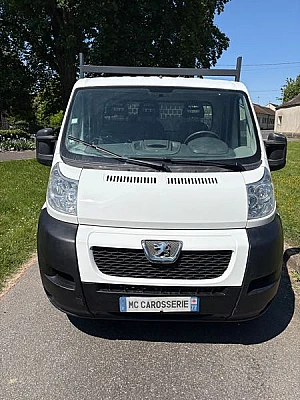 Peugeot Boxer II CHASSIS SIMPLE CABINE CONFORT SR 333 L2 2.2 HDI 120