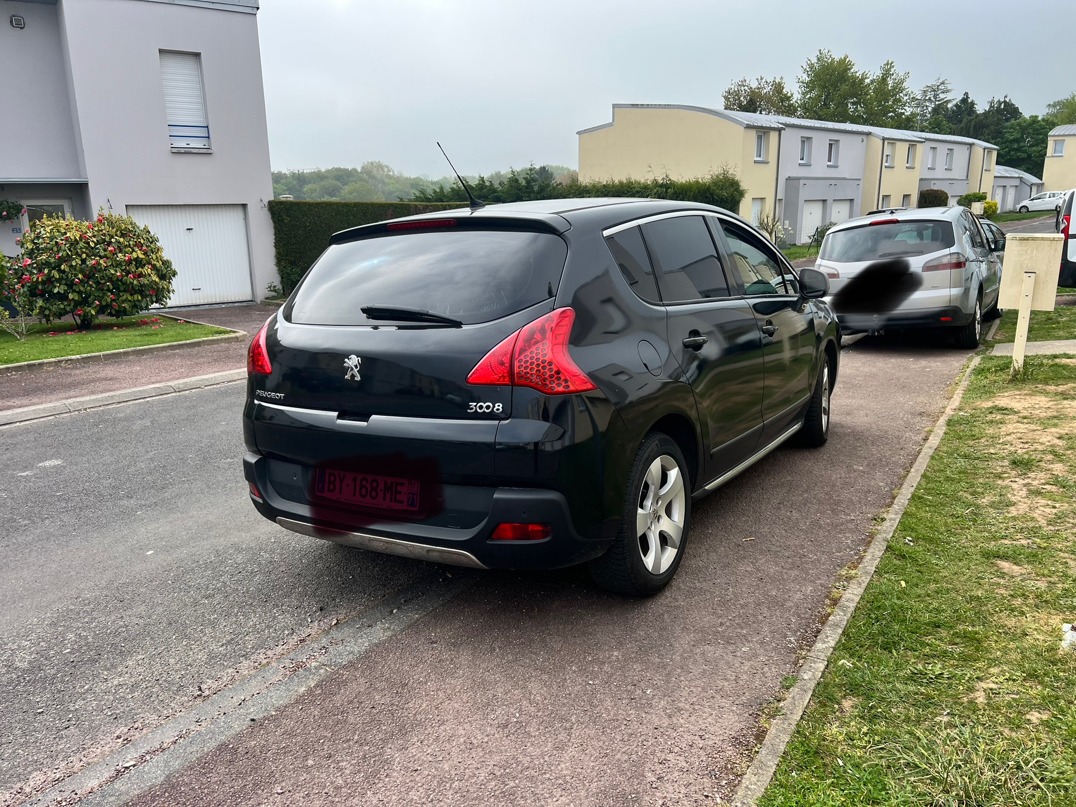Peugeot 3008 (2) 2.0 BLUEHDI 150 S&amp;S ALLURE