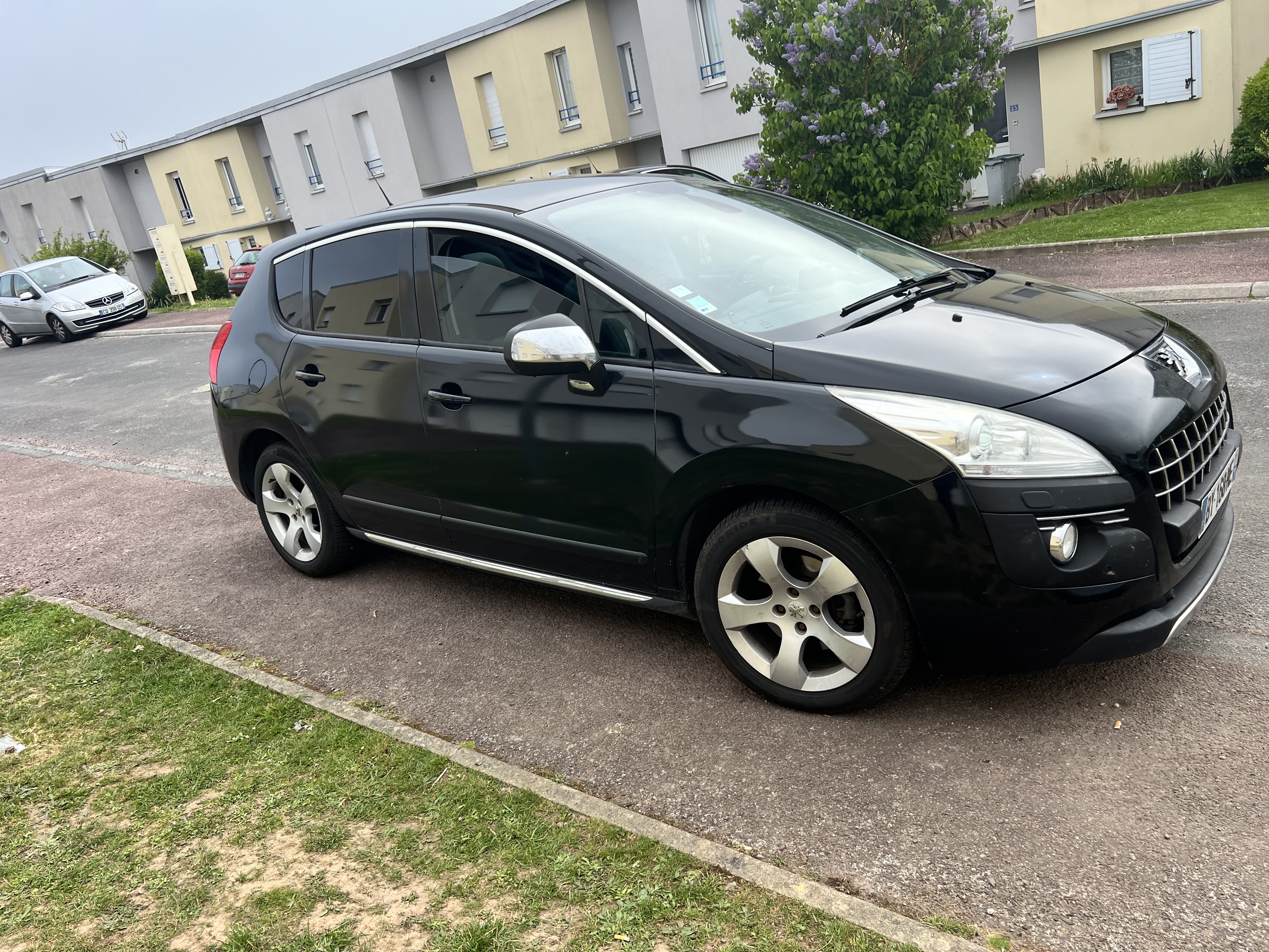 Peugeot 3008 (2) 2.0 BLUEHDI 150 S&amp;S ALLURE