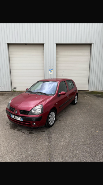 Renault Clio II (2) 1.5 DCI 80 LUXE PRIVILEGE 5P