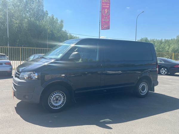 Volkswagen T5 VOLKSWAGEN TRANSPORTEUR 2.0Tdi 8950€ Tvac 3 place Airco