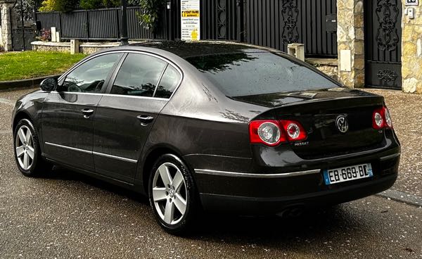 Volkswagen Passat VI 2.0 TDI 110 CR FAP CONFORTLINE