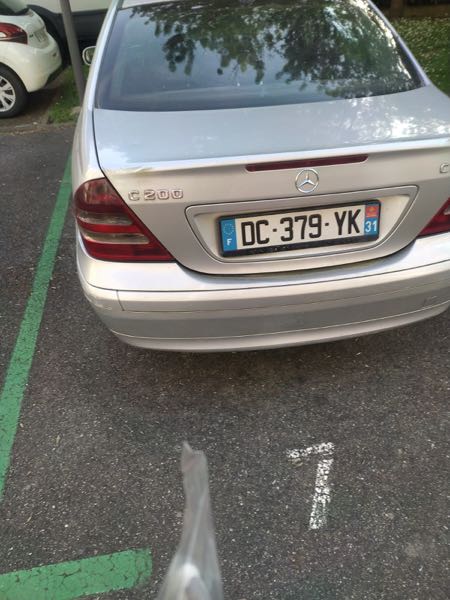 Mercedes-Benz Classe C IV (2) 180 D 6CV BUSINESS LINE