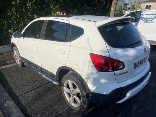 Nissan Qashqai (2) 2.0 DCI 150 FAP 8CV TEKNA