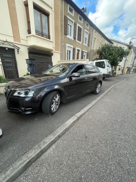 Audi A3 II (2) SPORTBACK 2.0 TDI 140 AMBITION